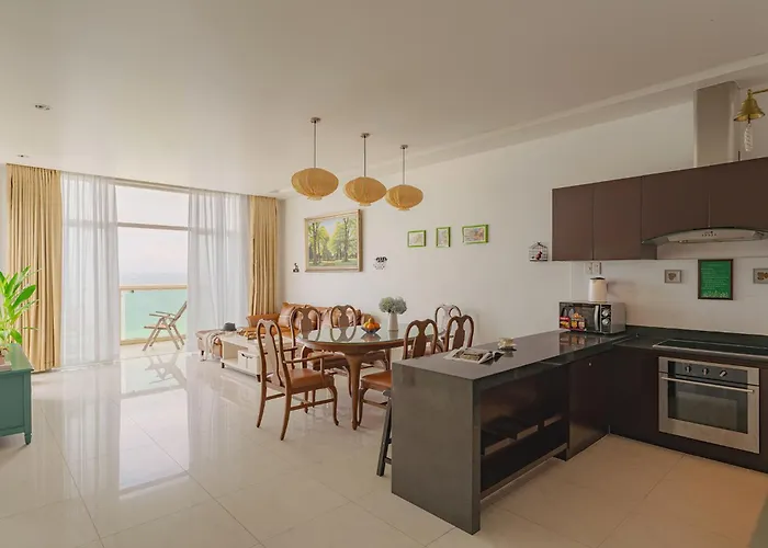 Апартаменты Ocean Melody - 3br Beachfront At Ocean Vista *